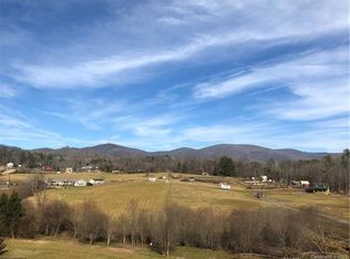 44 Charles Marlowe Dr, Fairview, NC 28730