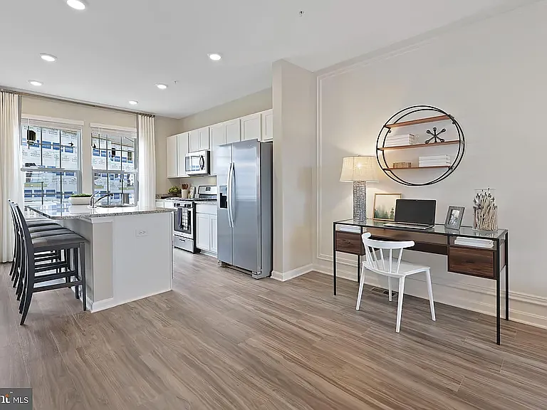 1219 Apollo Dr — Photo 2