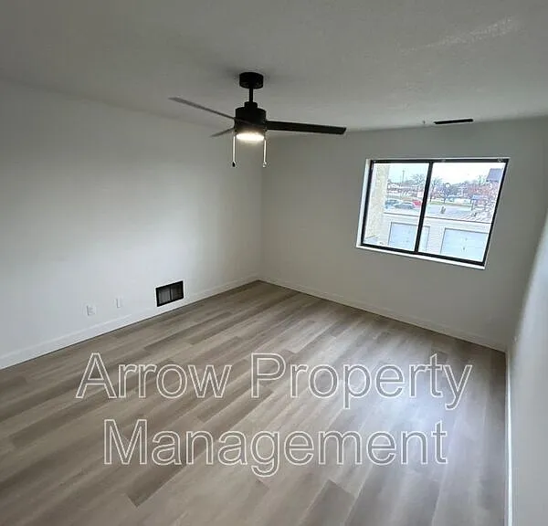 201 E Arbor Ave #203E — Photo 8