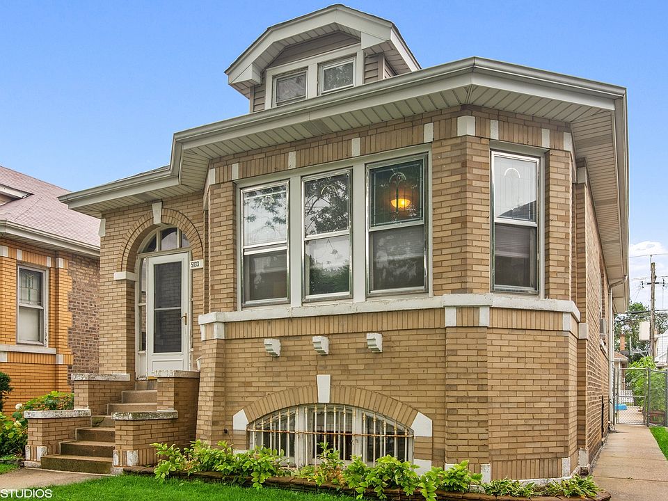1st image of 5133 W Cornelia Ave