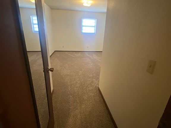 4th image of 812-822 W 10th St #39