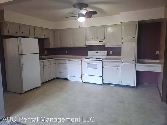4th image of 3639 N 6th St APT 6