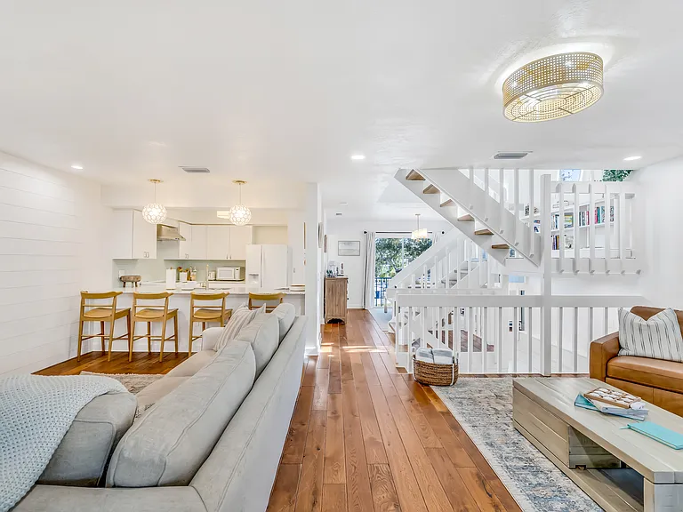 6250 Holmes Blvd #72 — Photo 16