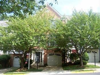 2nd image of 3121 Sutherland Hill Ct