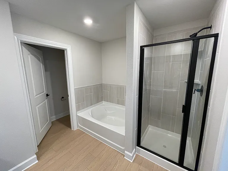 1411 Windermere Way — Photo 36