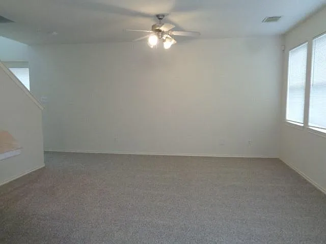 17111 Oakwood Chase Dr — Photo 3