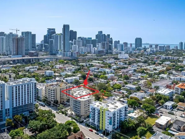 102 SW 6th Ave APT 701, Miami, FL 33130