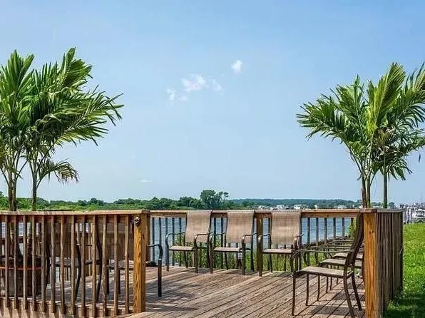 1382 Ocean Ave, Sea Bright, NJ