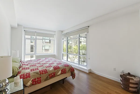 Rented by Nest Seekers International | media 37