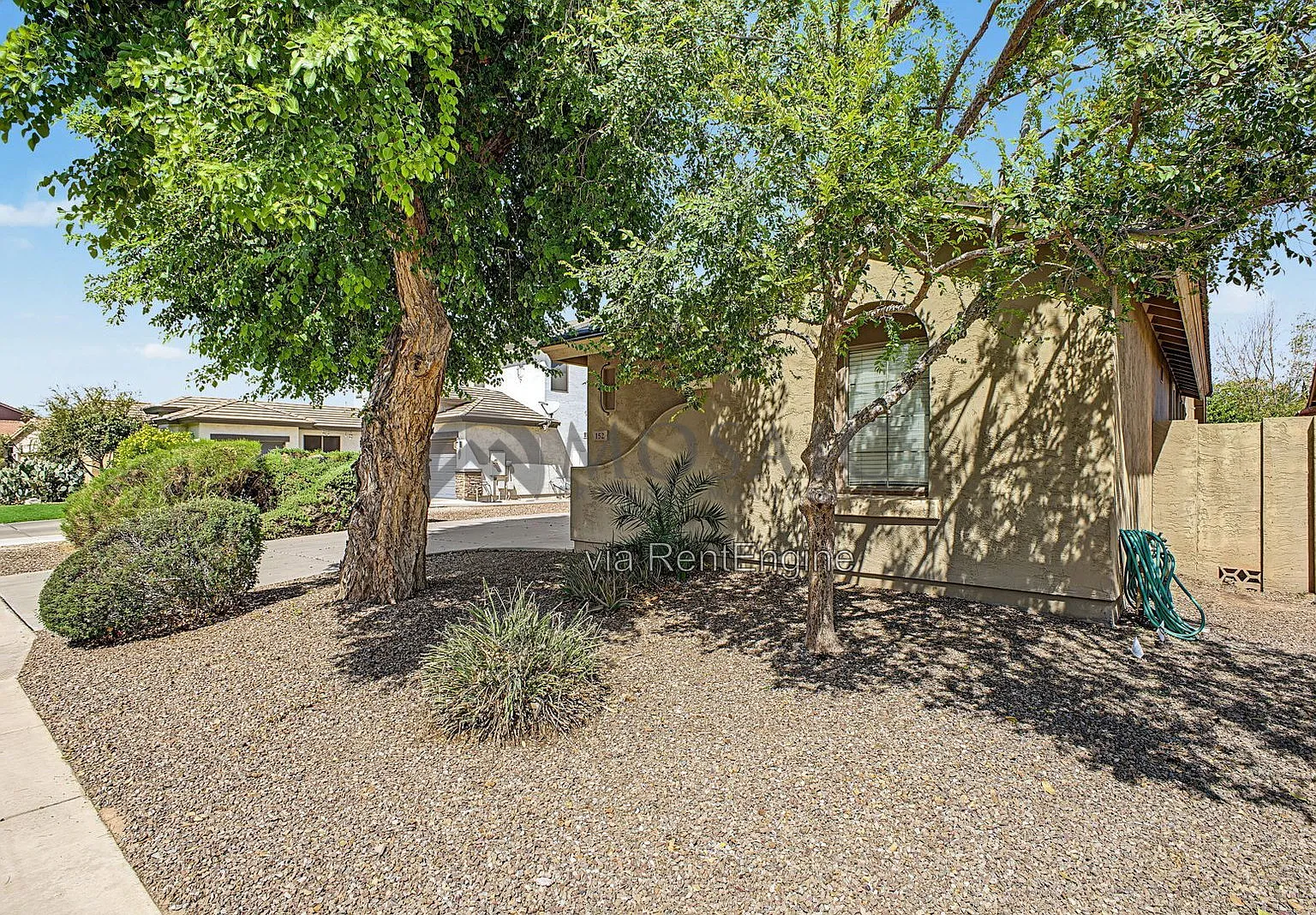 4 bed, 2.5 bath, 2353 sqft, $3,295 — Photo 3