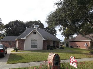202 Belcrest Dr, Lafayette, LA 70507
