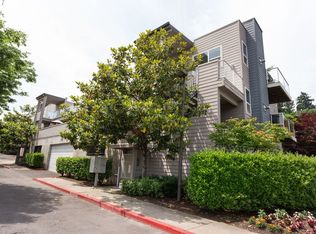 602 SW Nevada St APT F, Portland, OR 97219