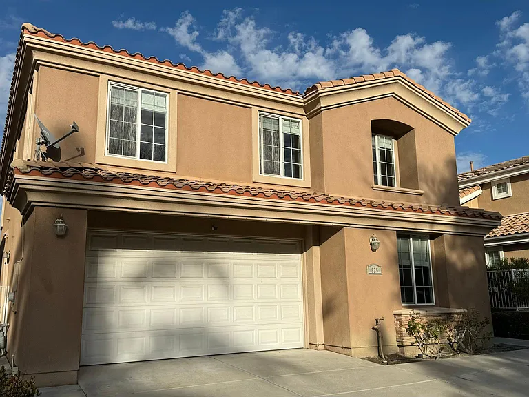 625 S Morningstar