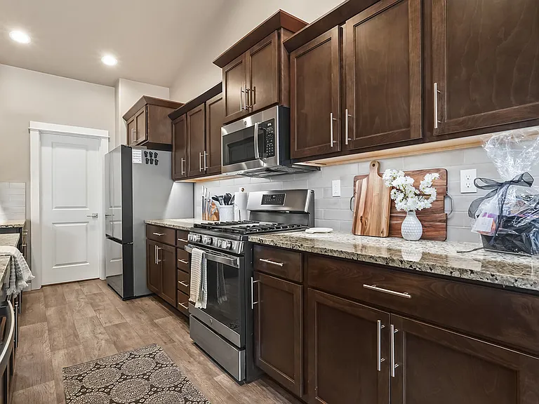 19081 Abington Ave — Photo 35