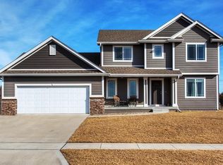 2025 SE Greentree Dr, Waukee, IA 50263