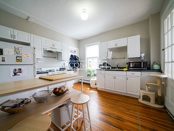 5th image of 63 Dana St #6311