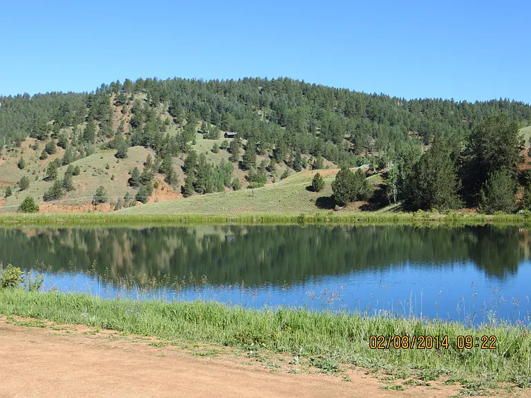 Rainbow Valley Ranch Lake 2 of 7