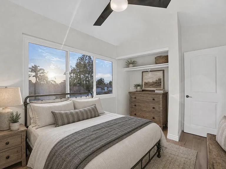 Upstairs Bedroom #1