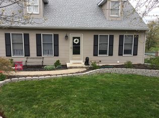 220 Sunrise Rd, Reading, PA 19606