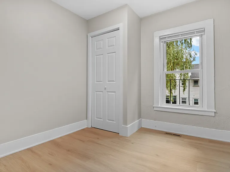 46 Cedar St #2 — Photo 7