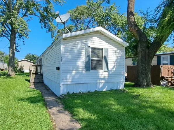 548 Jennifer Dr #548, Chicago Heights, IL 60411