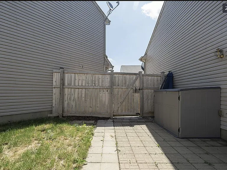 548 Scotch Pine Dr — Photo 25