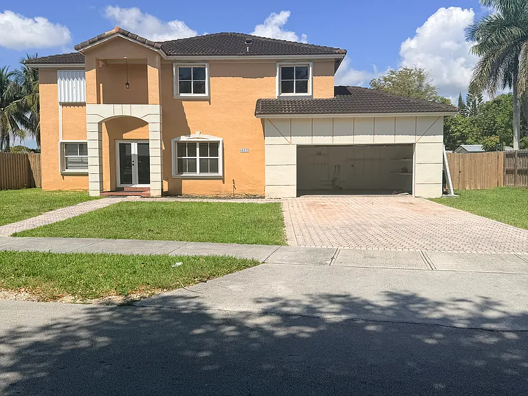 18124 SW 152nd Pl — Photo 35