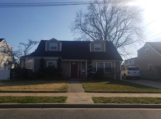 24 State St, Valley Stream, NY 11580