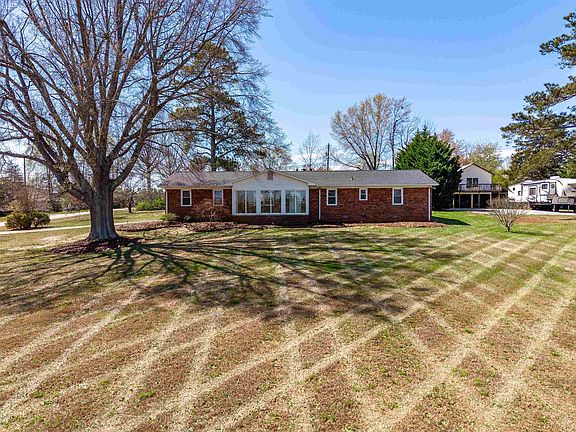 4th image of 125 Goforth Rd