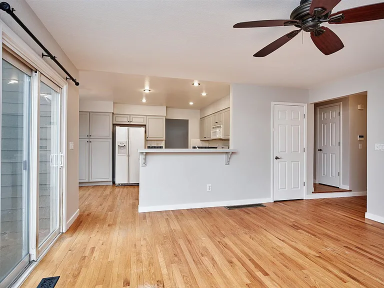 9782 Spring Hill Pl — Photo 17