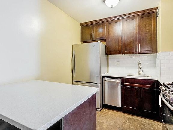 2nd image of 300 E 40th St APT 18N