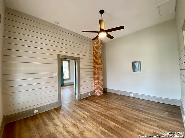 1 bed, 1.0 bath, 700 sqft, $875 — Photo 3
