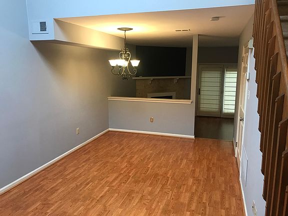 2nd image of 17 Willow Ct