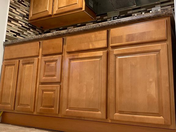 5th image of 455 Midland Ave #1
