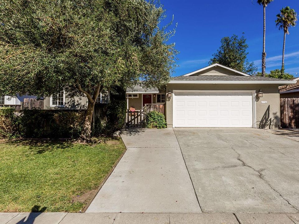 1st image of 1595 Willowdale Dr