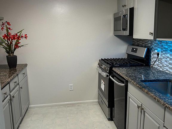 2nd image of 493 N Armistead St APT T1