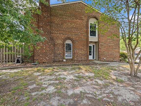 2nd image of 5021 Clairmont Ct