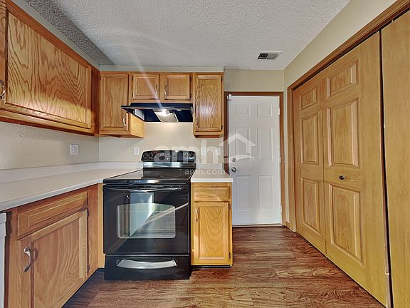 5th image of 6044 Draycott Dr