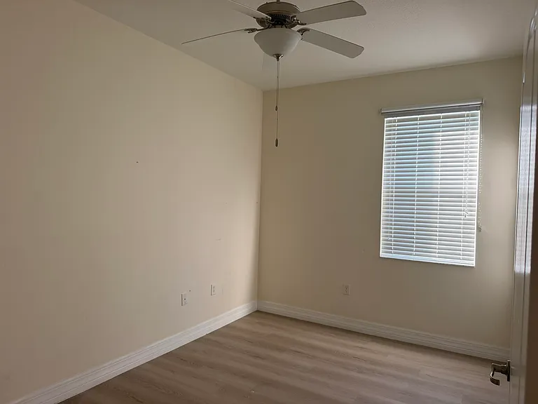 5914 Trieda Dr — Photo 20