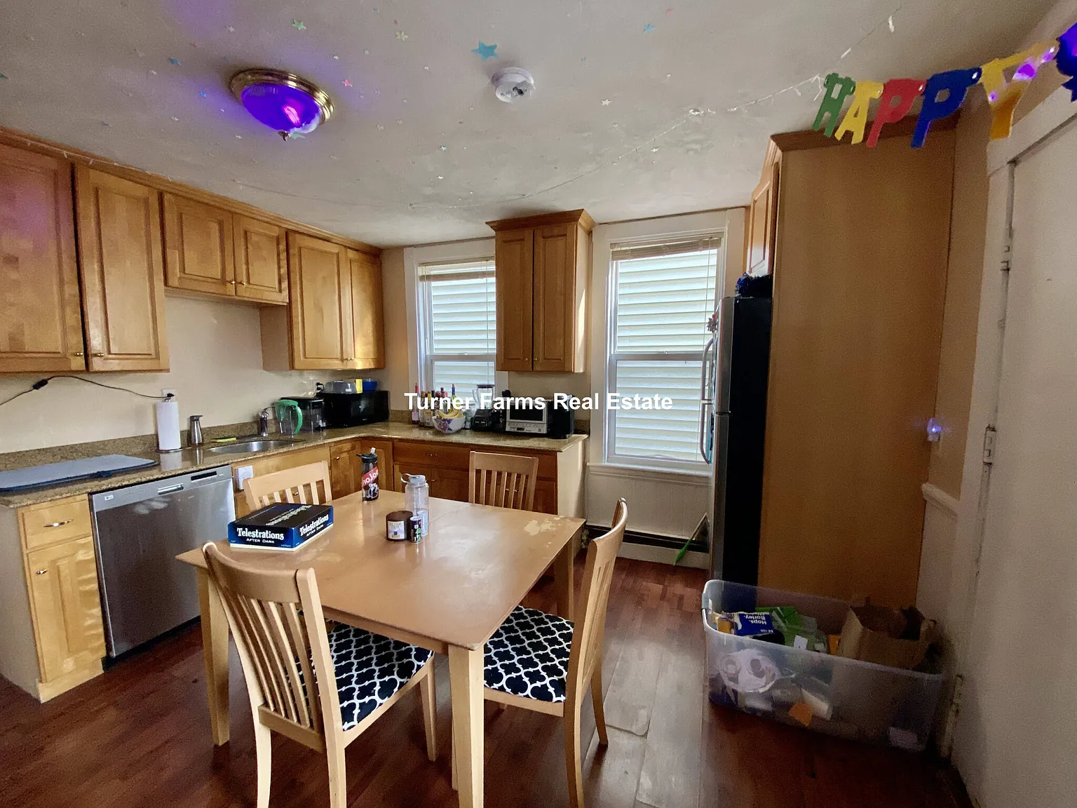 3 bed, 9999 sqft, $3,800 — Photo 2