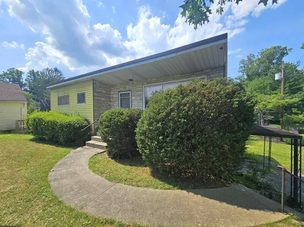 1630 Fairfield Rd, Fairmont, WV 26554