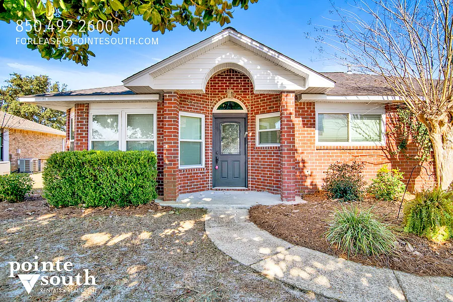 Emerald Shores — Photo 3