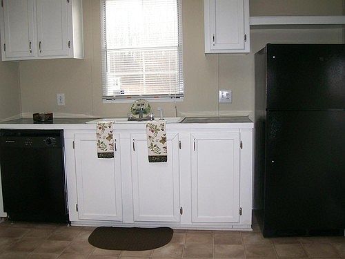 2nd image of 292 Jordanshire Cir