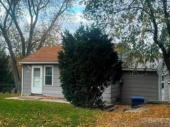 1203 Frazier Ave, Des Moines, IA 50315