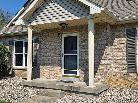 3rd image of 888 N Woodland Dr