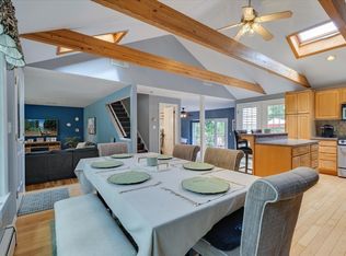 38 Old Powder House Rd, Lakeville, MA 02347