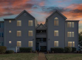220 Dockside Dr APT B, Hampton, VA 23669
