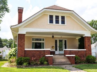 204 N Oak St, Villa Grove, IL