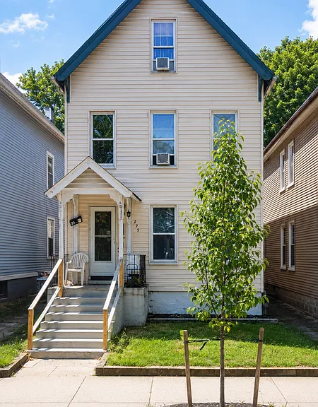 280 W Ivy St #1 — Photo 1