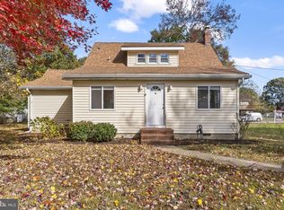 6008 Allwine Ave, Deale, MD 20751